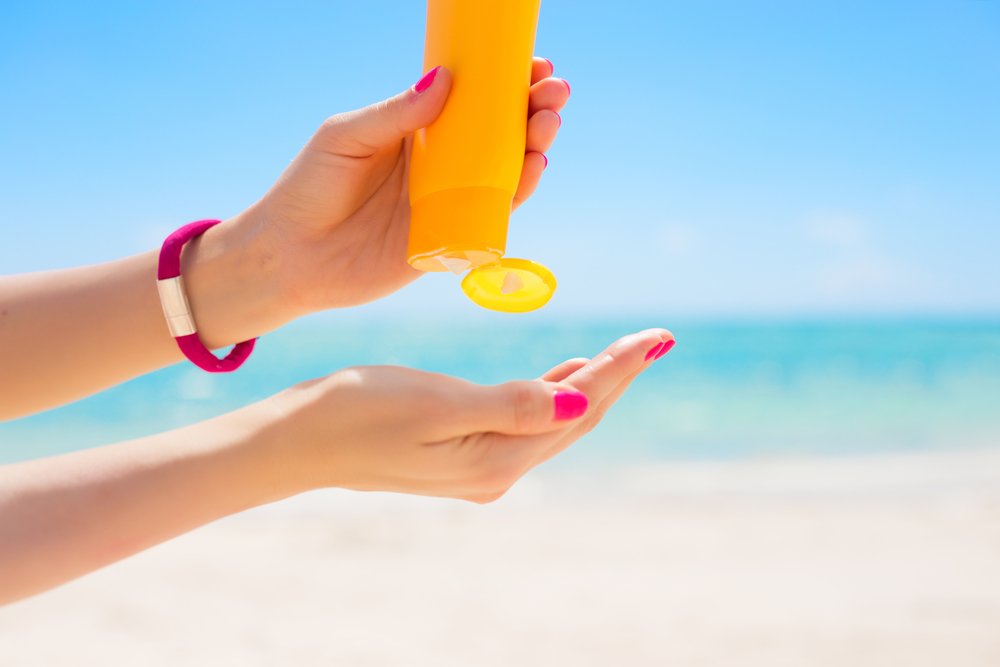 The Science Behind Sunscreen: How It Works and What to Look for When Buying Sunblock