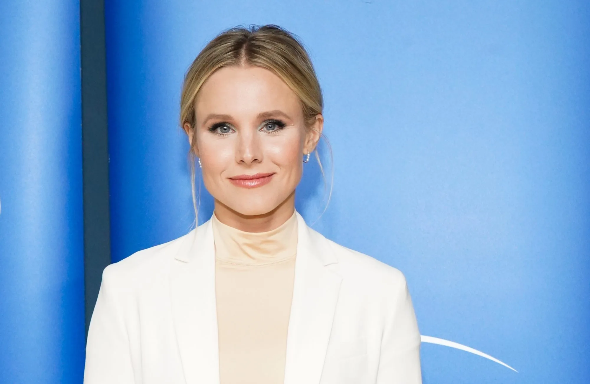 Snacking All Day? You Might Need Carbs Like Kristen Bell