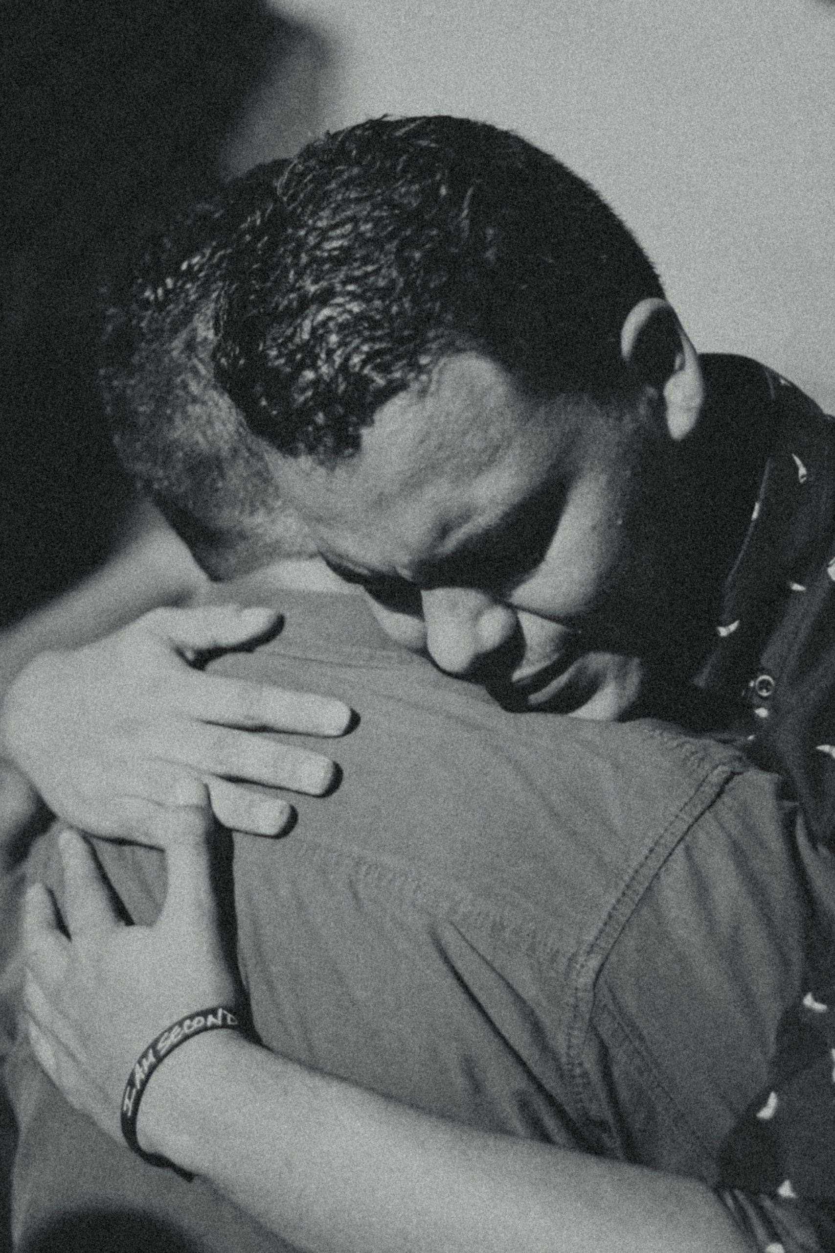 hug | Longevity LIVE