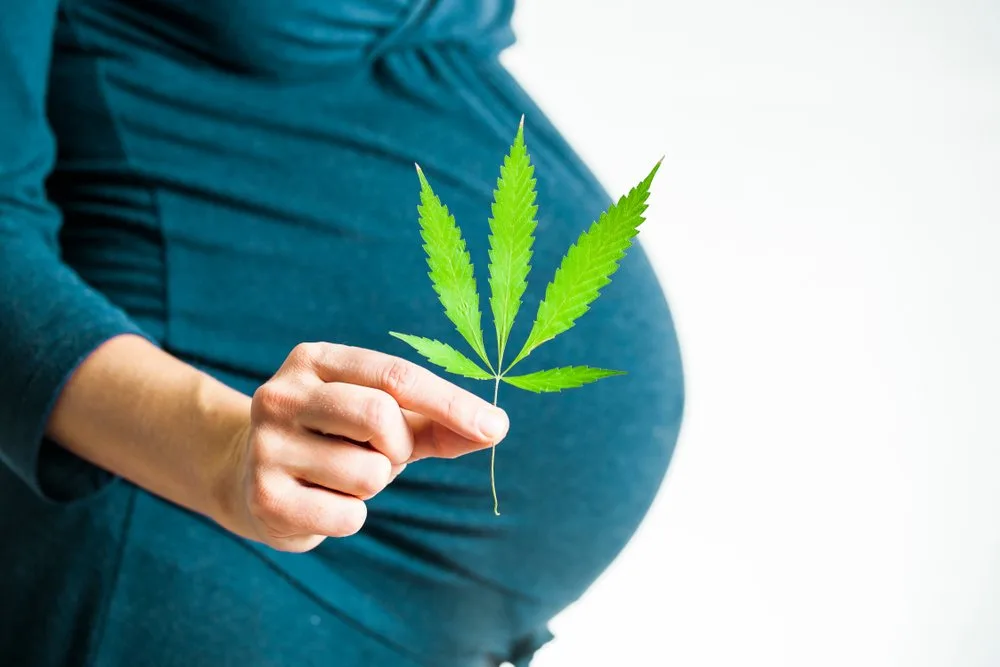 6 Ways CBD Can Be Useful For Pregnant Woman