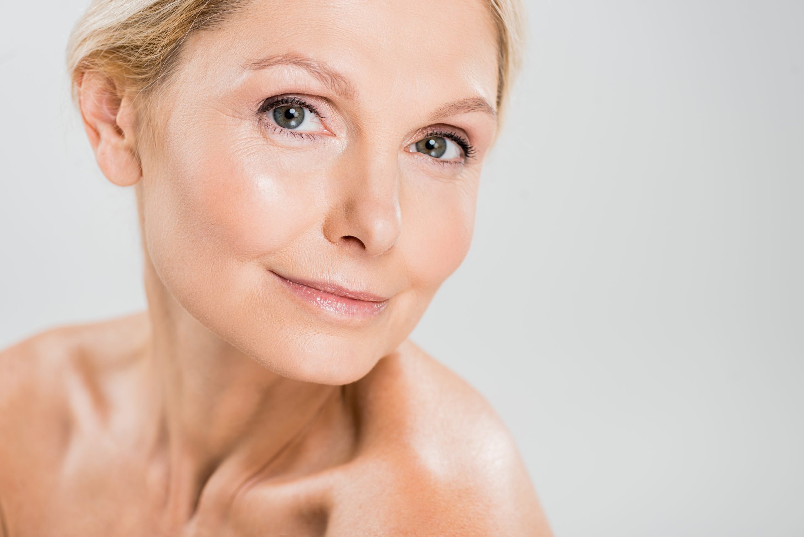 An Anti-Aging Guide To Managing Your Wrinkles At Every Age