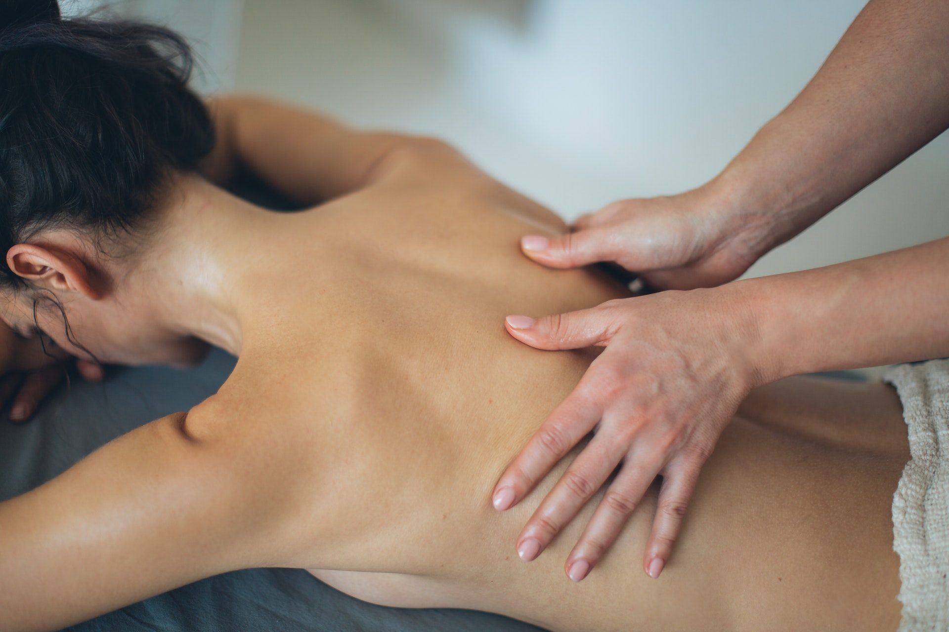 All The Health Perks Of Going To A Massage Therapist