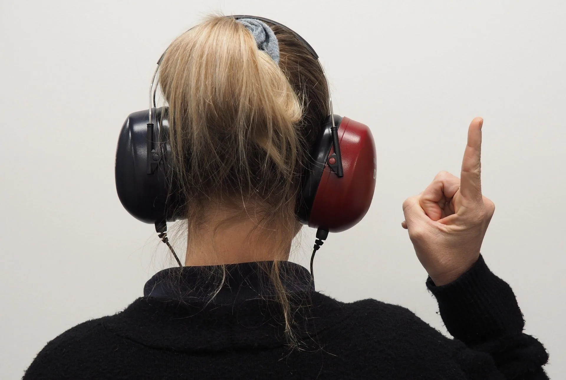 Your Headphones May Be Causing Noise Induced Hearing Loss