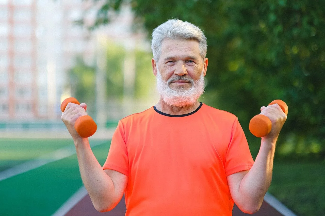 Lifting Weights Can Boost Longevity In Older Adults