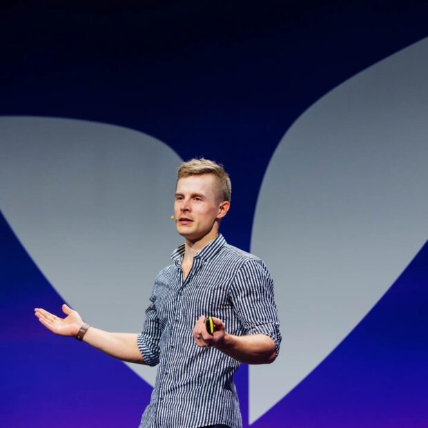 siim land and garlic